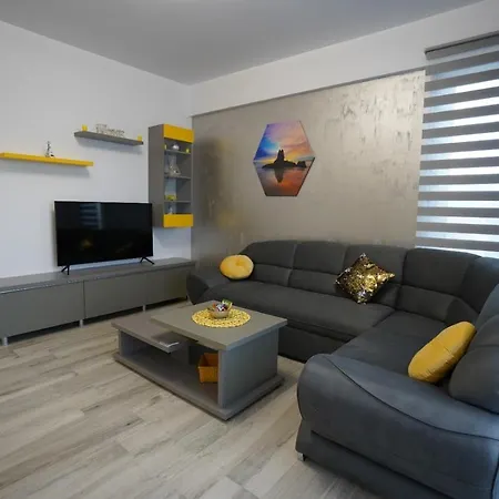 Alemar Sunny Apartment Navodari